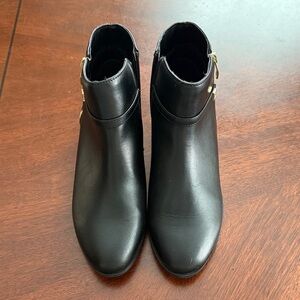Liz Claiborne Sleek Black Ankle Booties